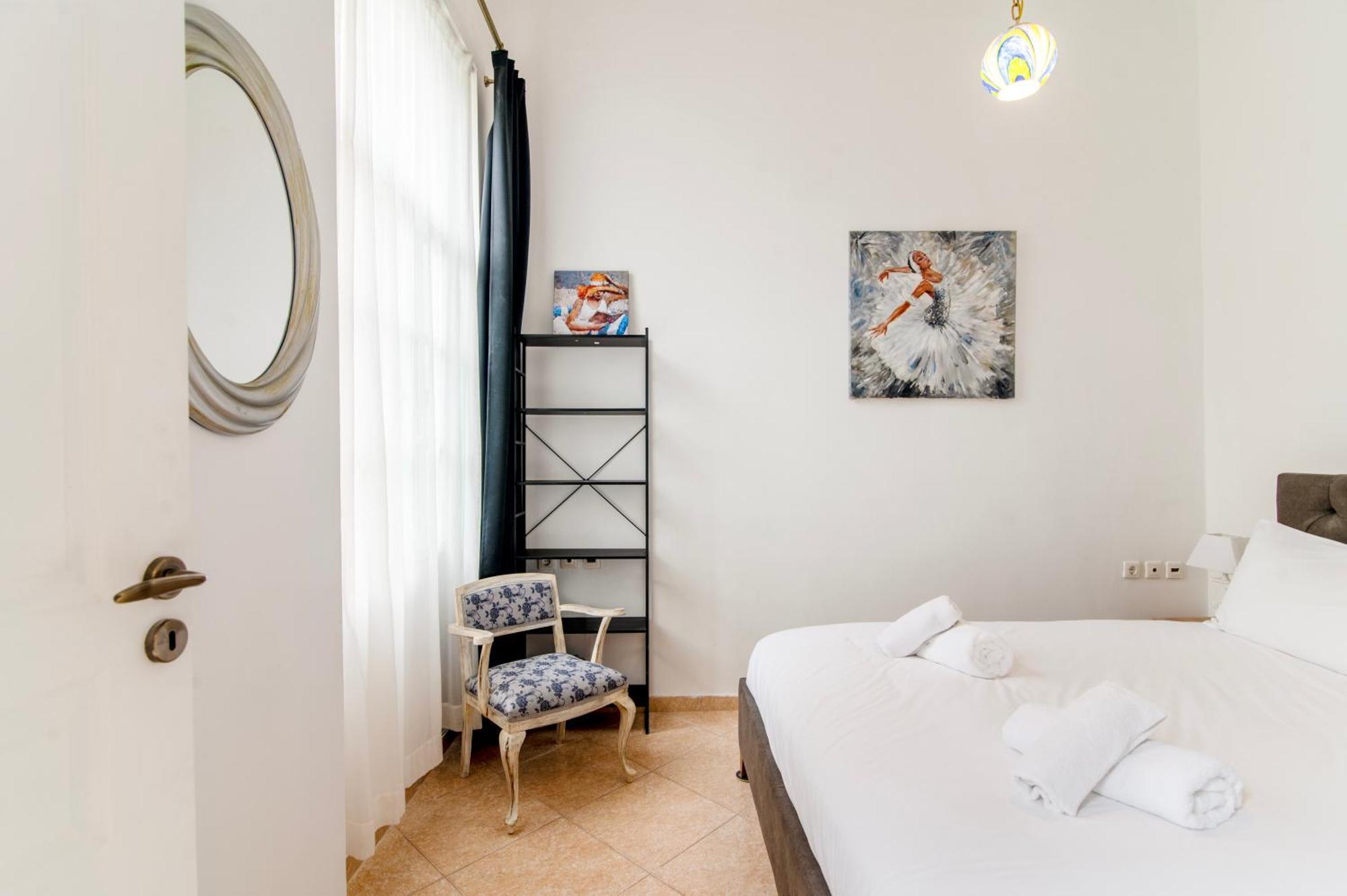Neoclassical Loft In Monastiraki - Acropolis And Metro Αθήνα Εξωτερικό φωτογραφία
